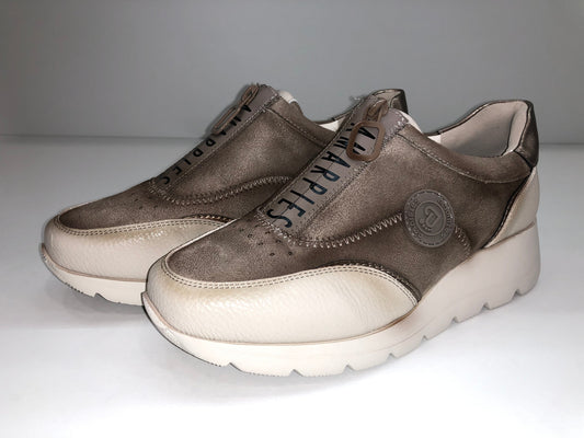 AMD27096-CREAM