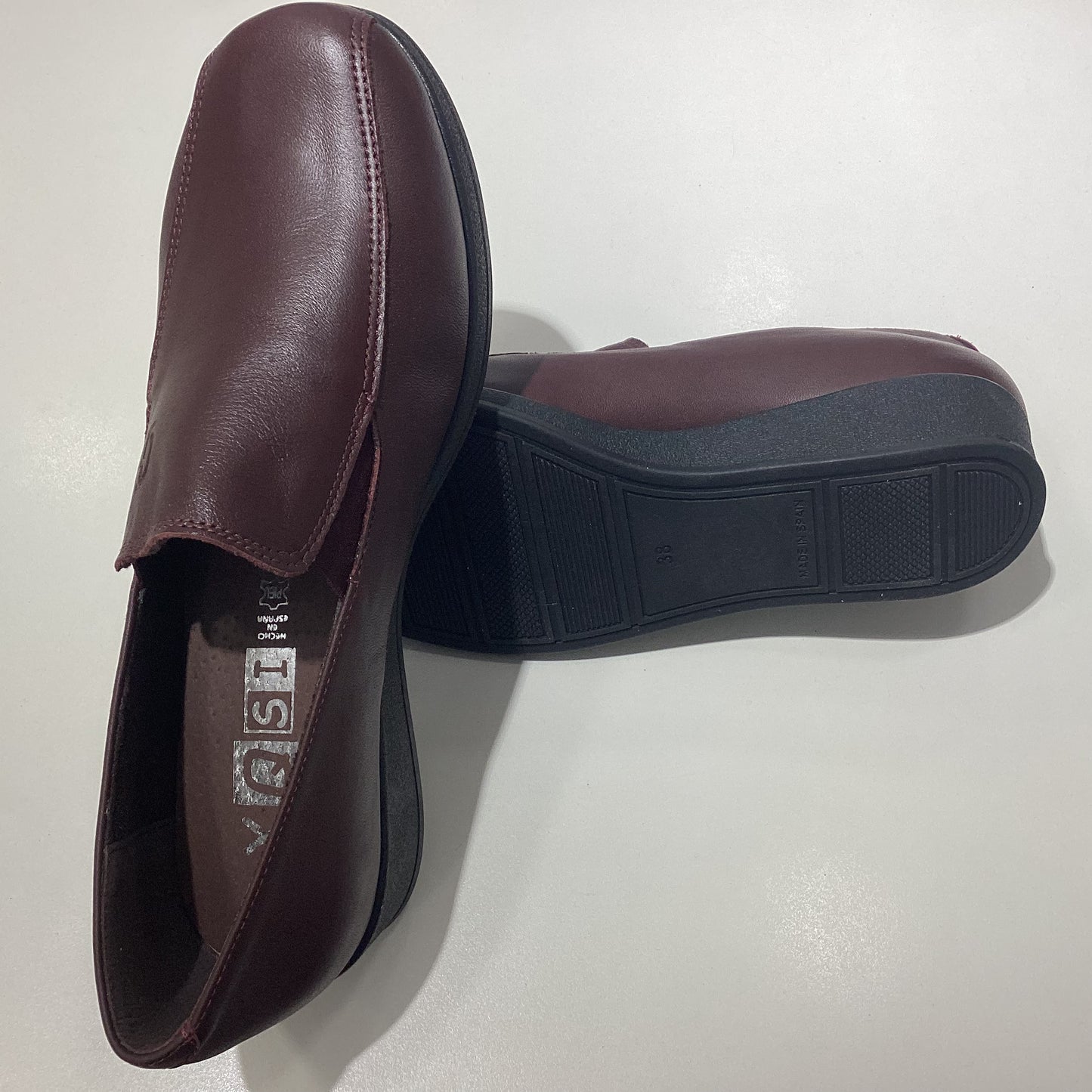 7505 LEATHER SLIPON MAROON