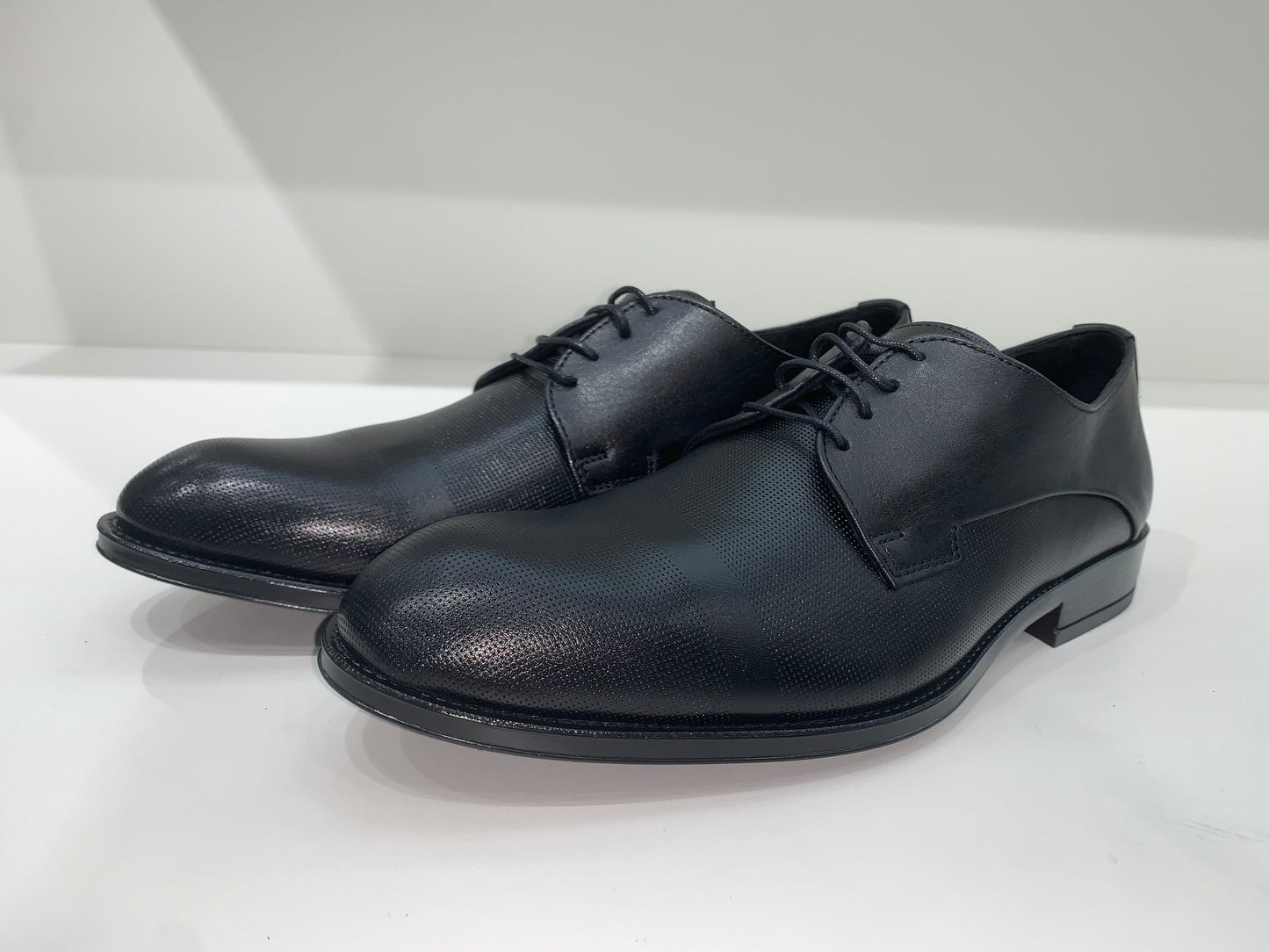 PATTERNED-ELEGANCE-OXFORD-DRESS-SHOES-BLACK