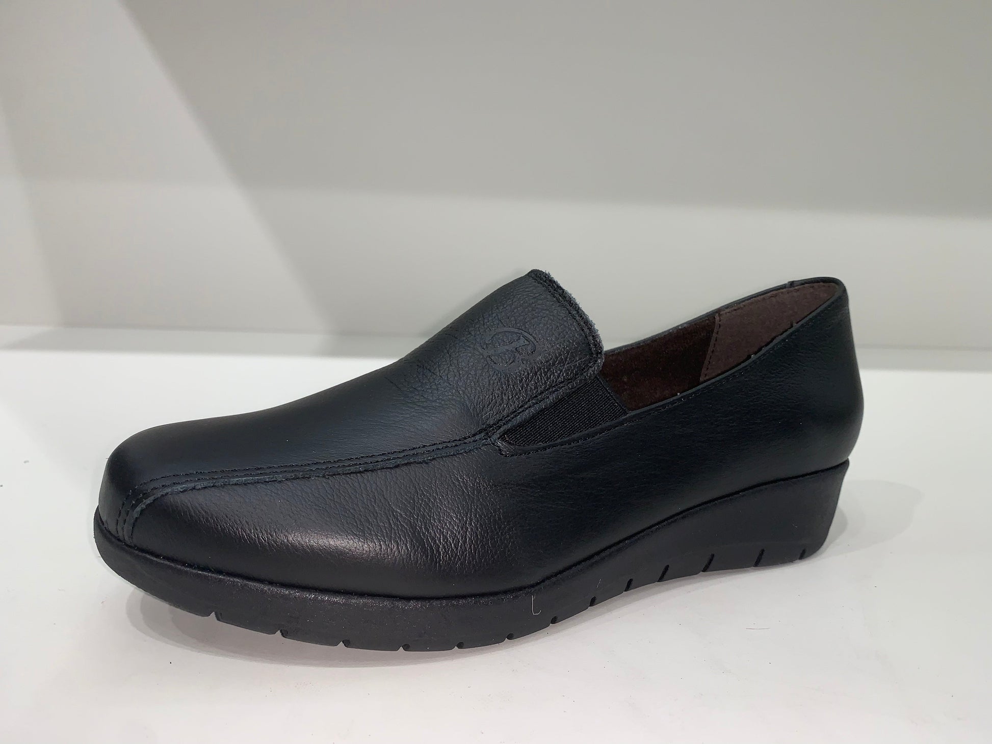 EASY-LEATHER-SLIPON