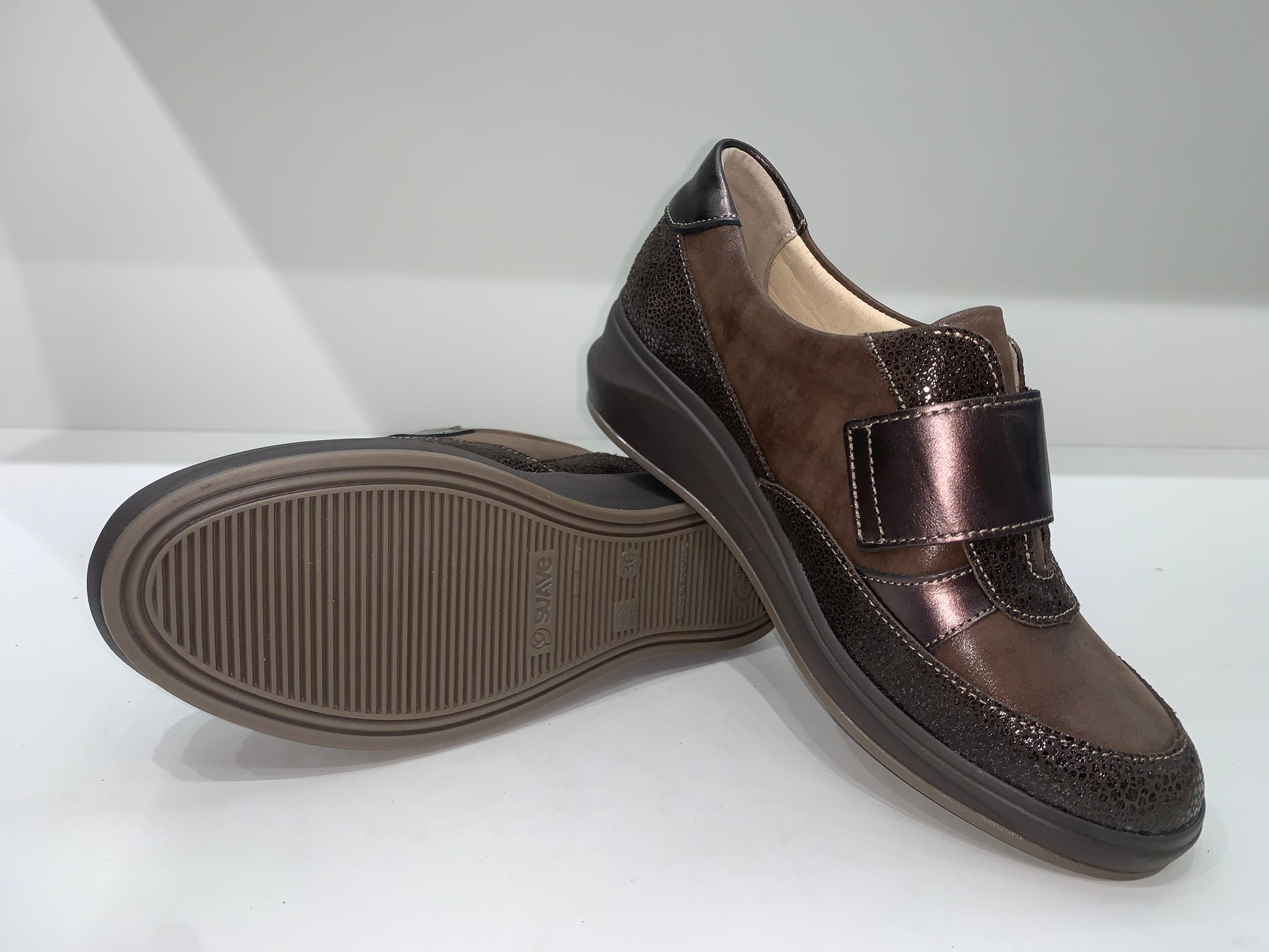 VELCRO-ELEGANCE-BROWN