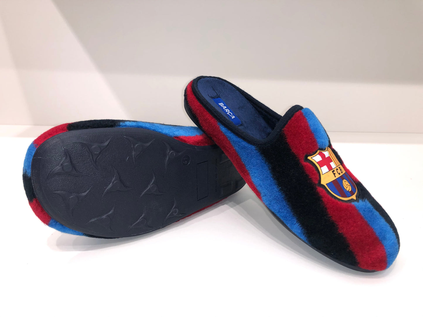 BARCELONA-NAVY-EXTRACTABLE-INSOLE