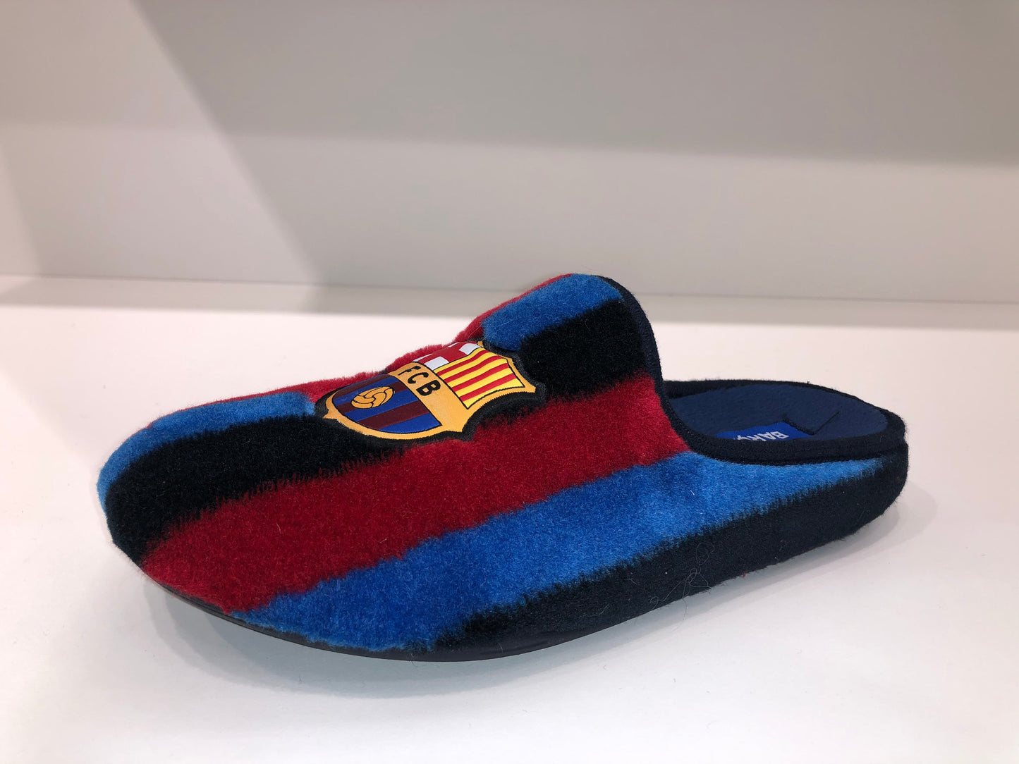 BARCELONA-NAVY-EXTRACTABLE-INSOLE