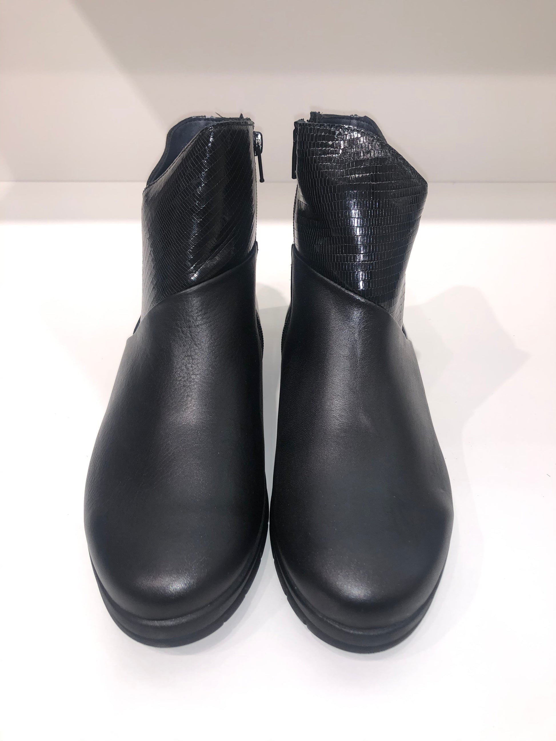 LITEWEDGE-LEATHER-BOOTS