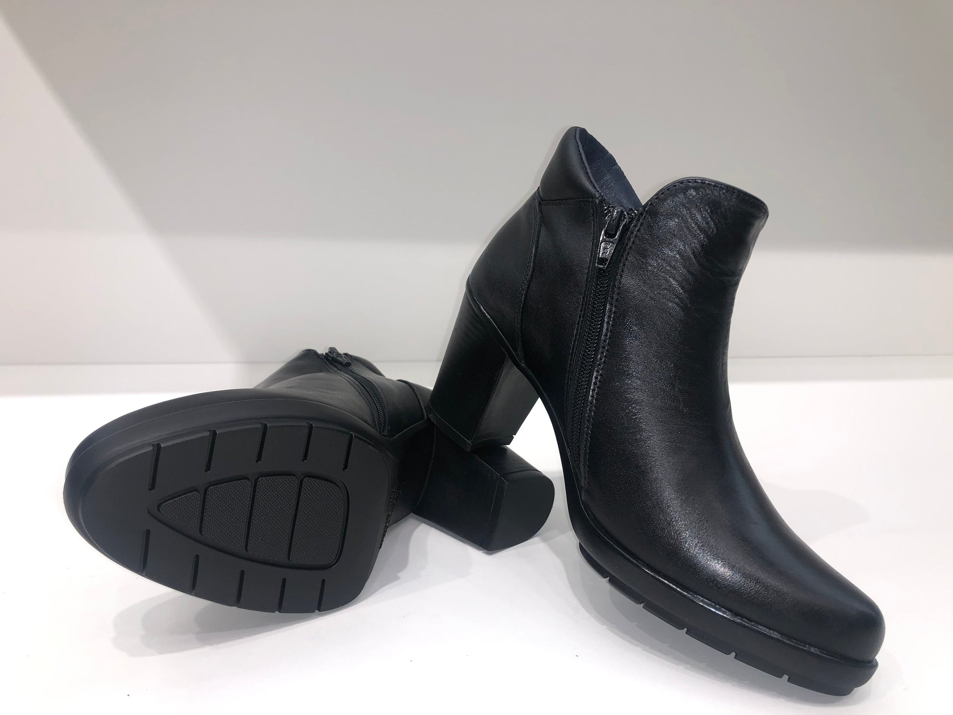 GRACEHEEL-BOOTS-BLACK