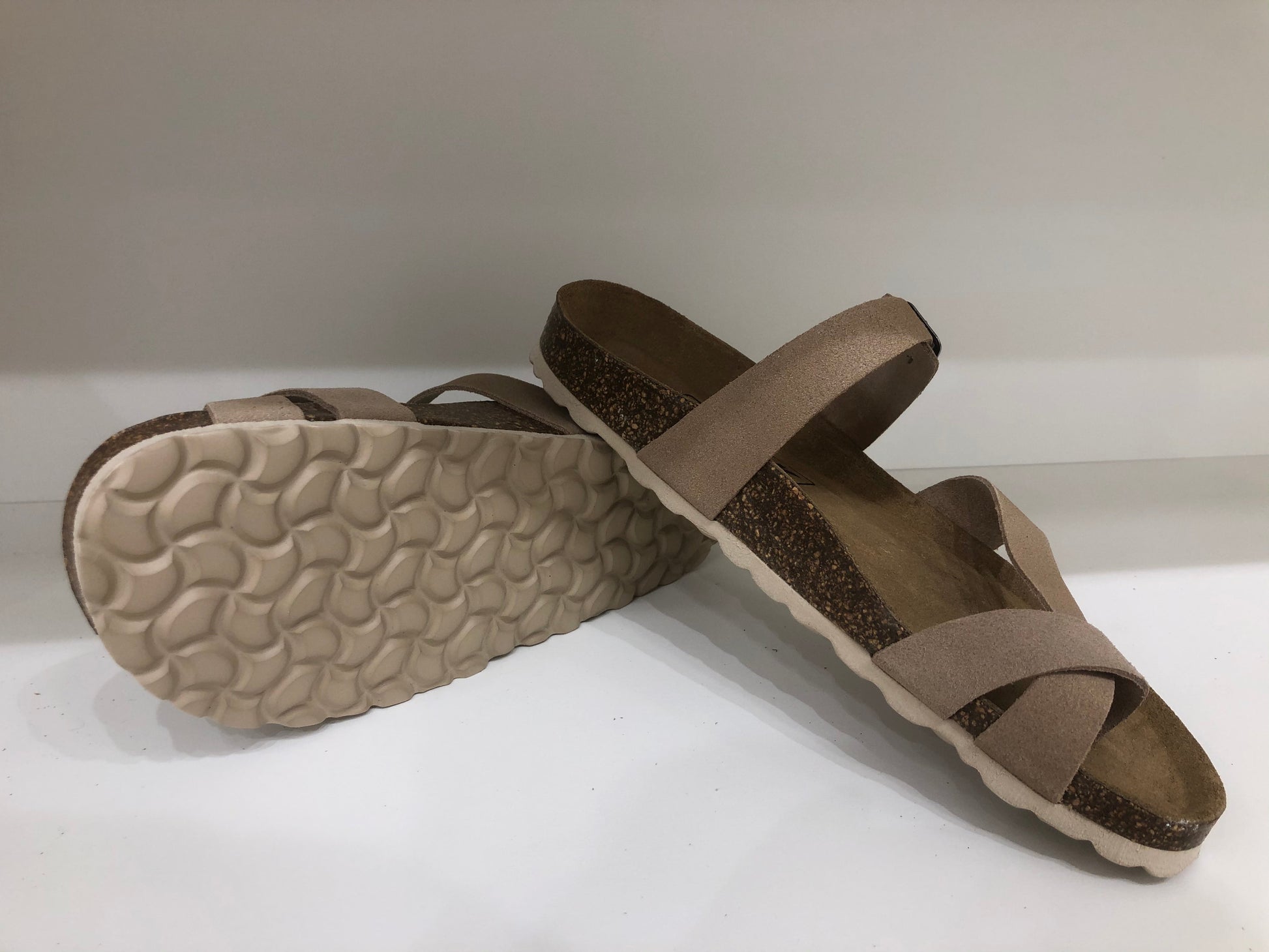 M3572-P1338-TAUPE